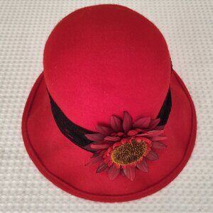 100% Wool Felt Bucket Hat, Lace Flower, WPL5923, 1920s, Made in U.S.A.